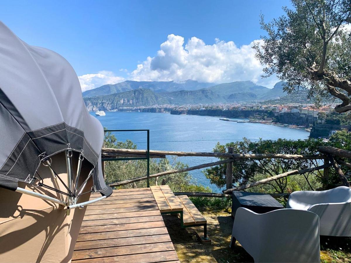 Hostel & Glamping Santa Fortunata Sorrente Extérieur photo