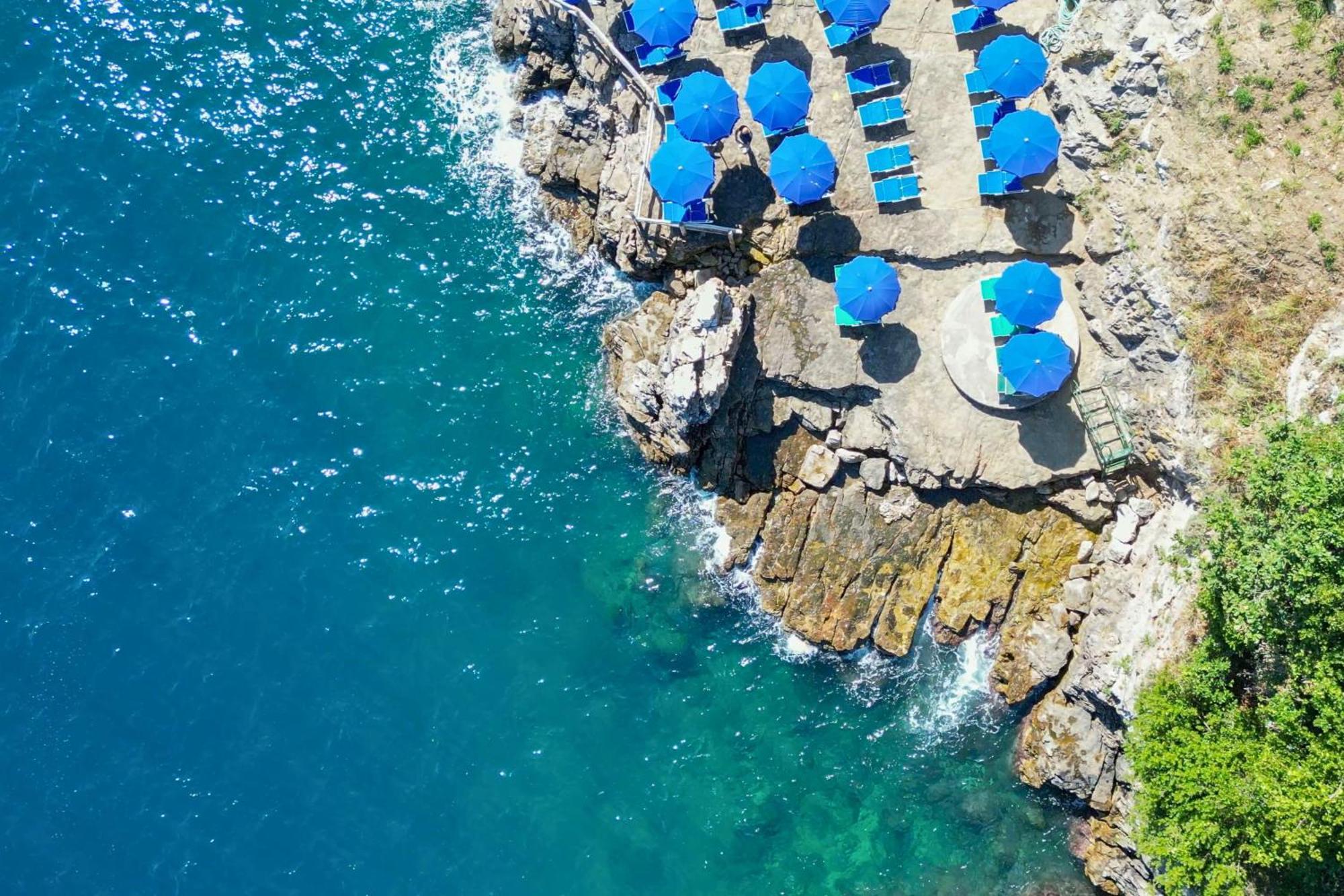Hostel & Glamping Santa Fortunata Sorrente Extérieur photo
