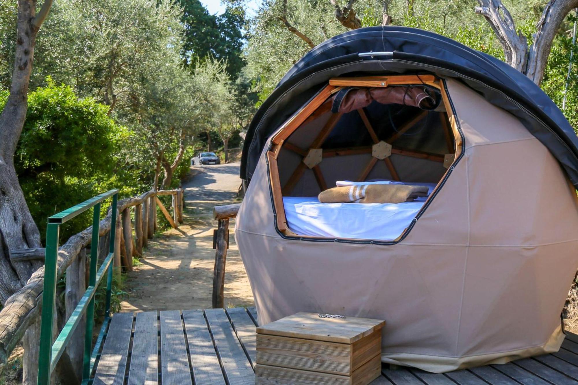Hostel & Glamping Santa Fortunata Sorrente Extérieur photo