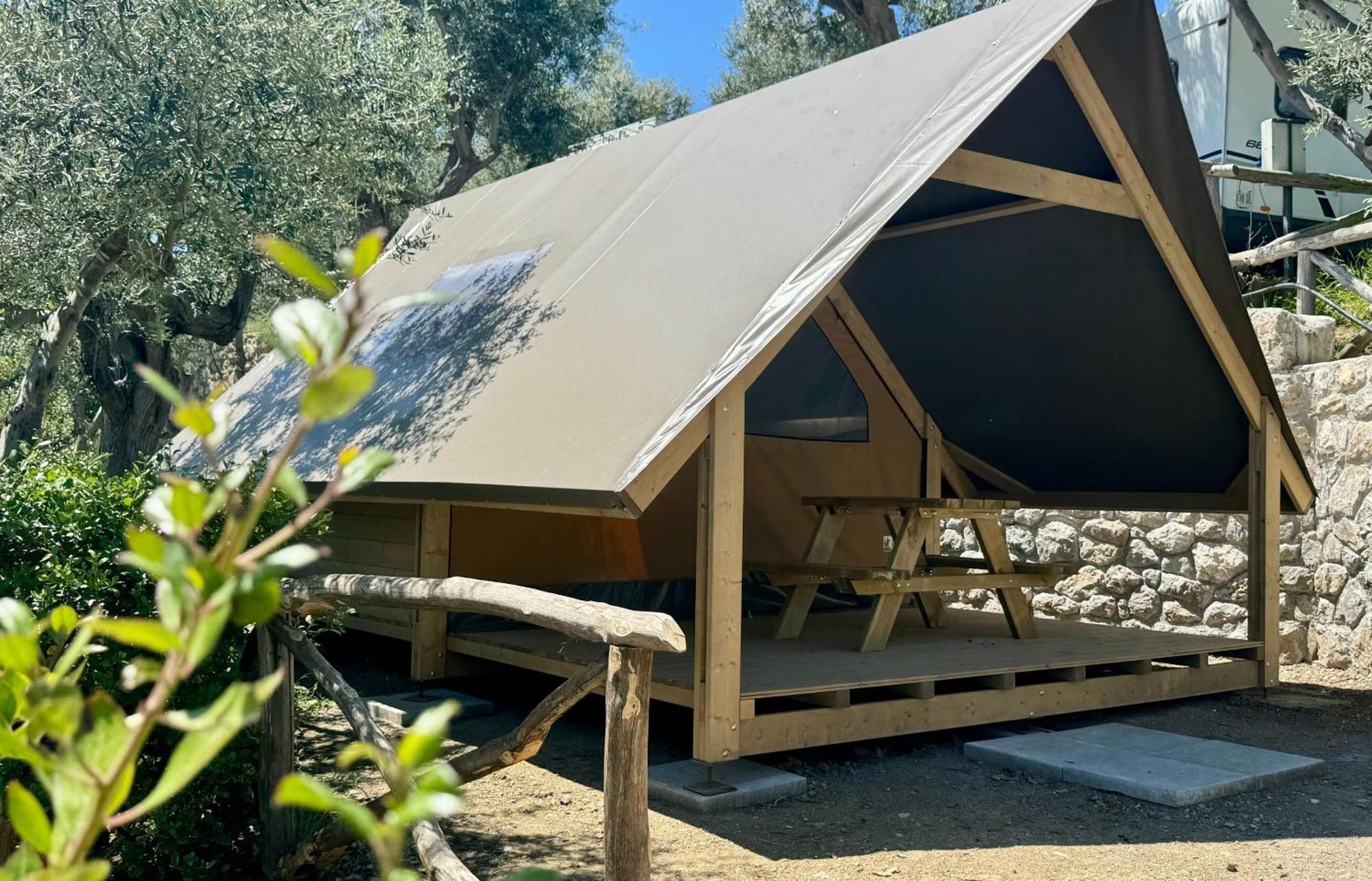 Hostel & Glamping Santa Fortunata Sorrente Extérieur photo
