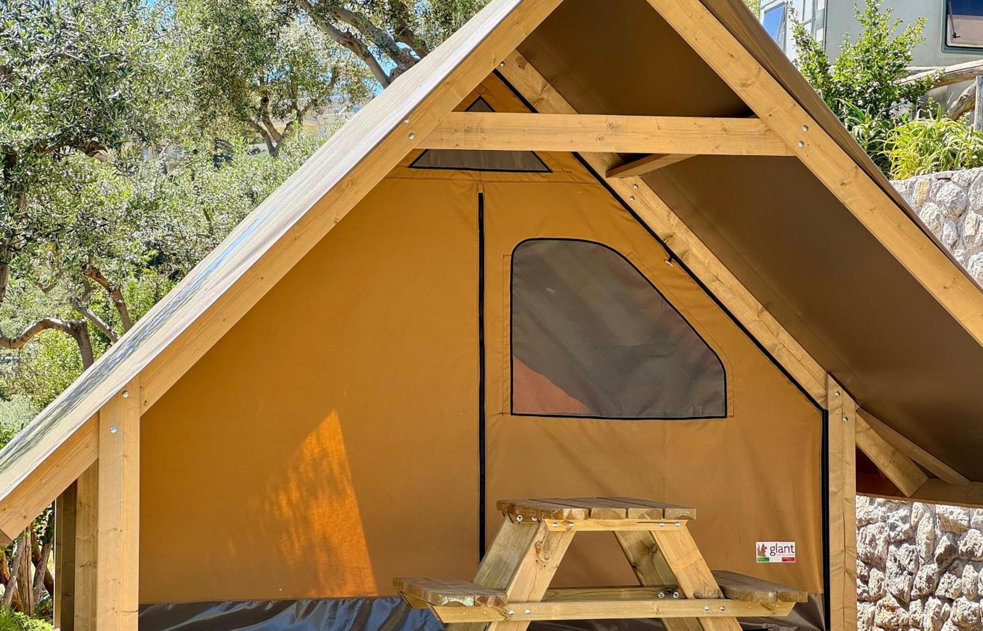 Hostel & Glamping Santa Fortunata Sorrente Extérieur photo