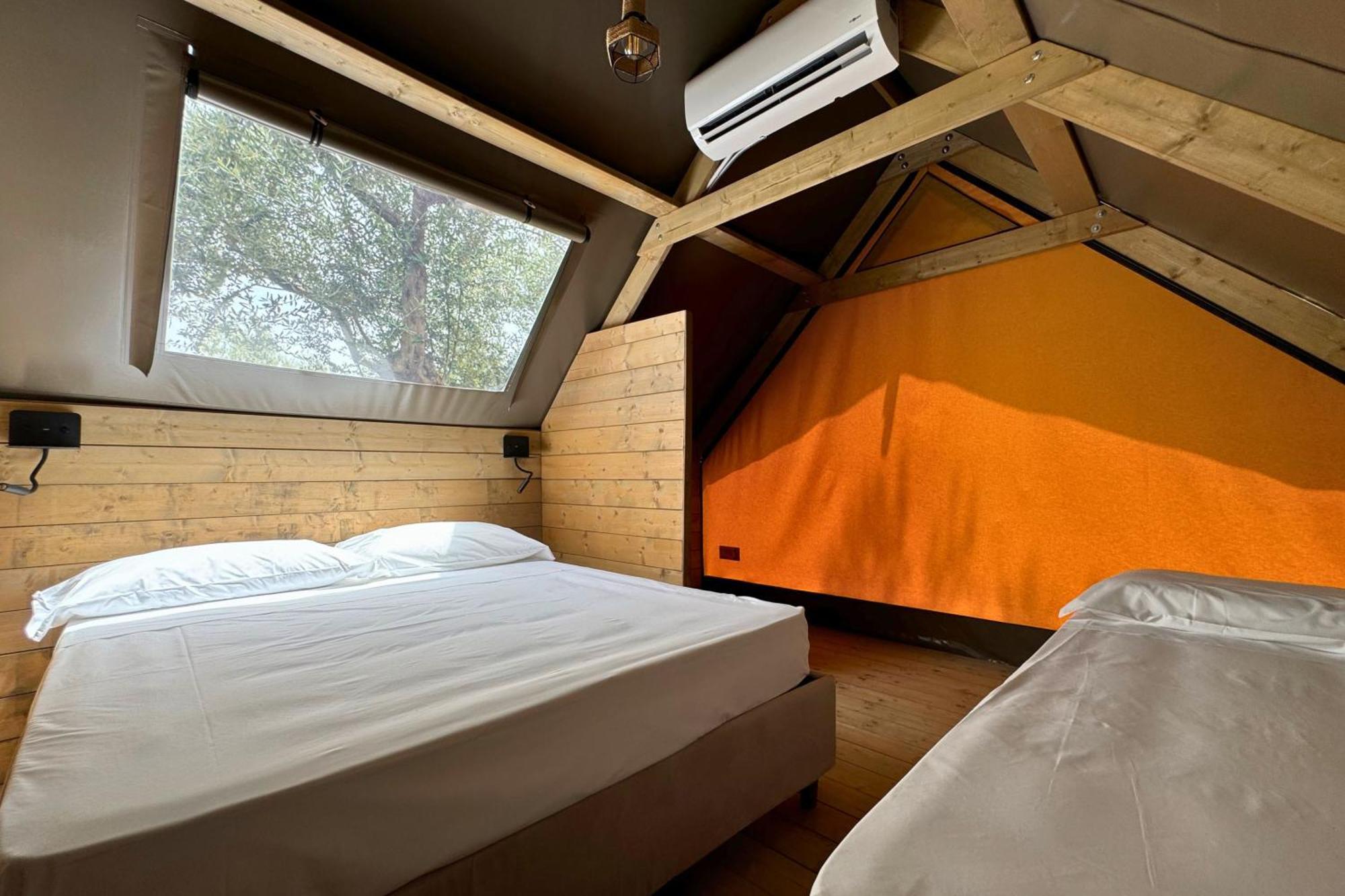 Hostel & Glamping Santa Fortunata Sorrente Extérieur photo